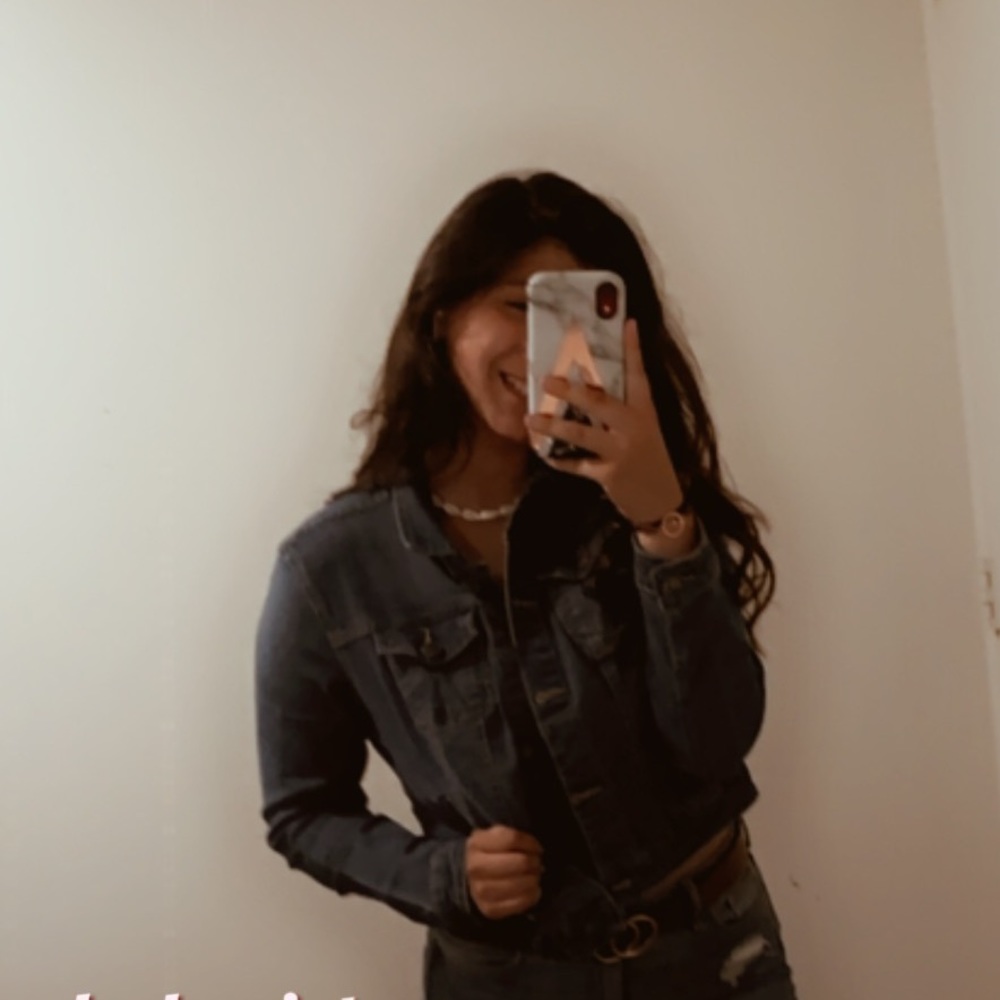 Meet your Posher, Damaris